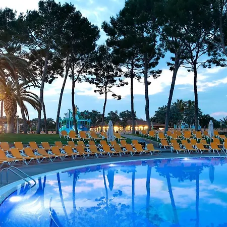 Sanguli & Semesteranläggning (resort) 4*