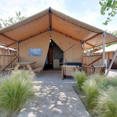 Sanguli & Resort