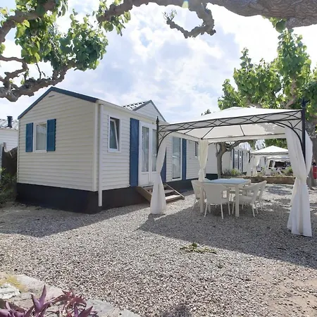 Sanguli & 리조트 살루